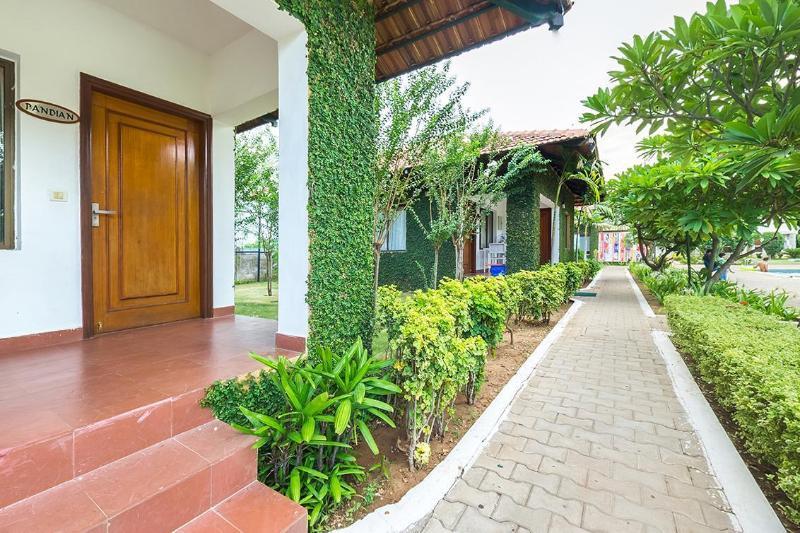 Hotel Riverside Resort And Spa Kumbakonam Zewnętrze zdjęcie